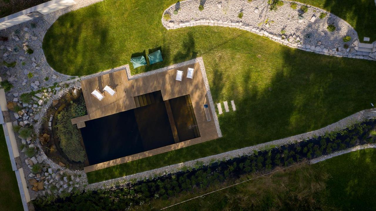 Penzion Na Kraji Lesa Valasske Mezirici Exterior photo