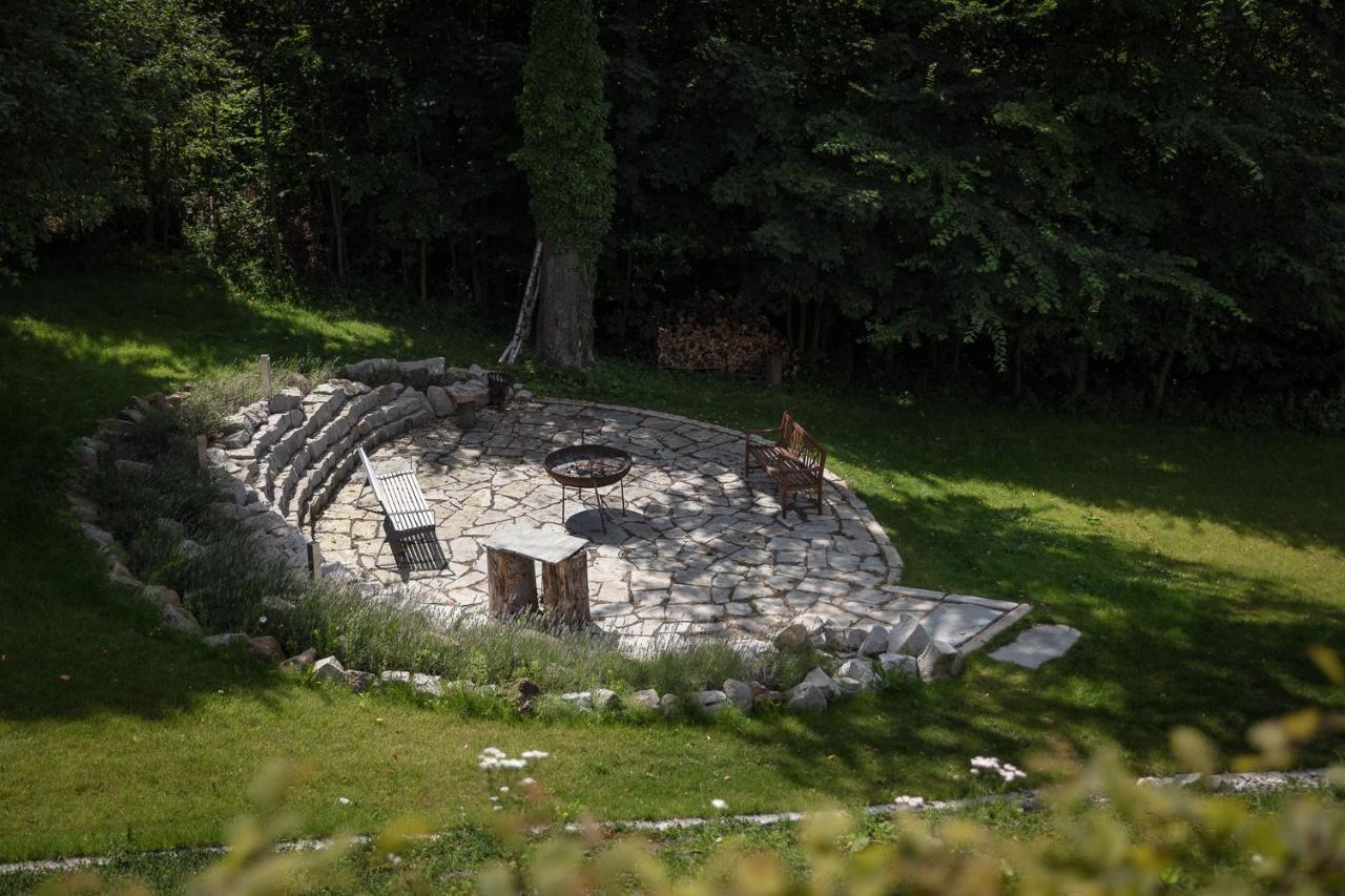 Penzion Na Kraji Lesa Valasske Mezirici Exterior photo