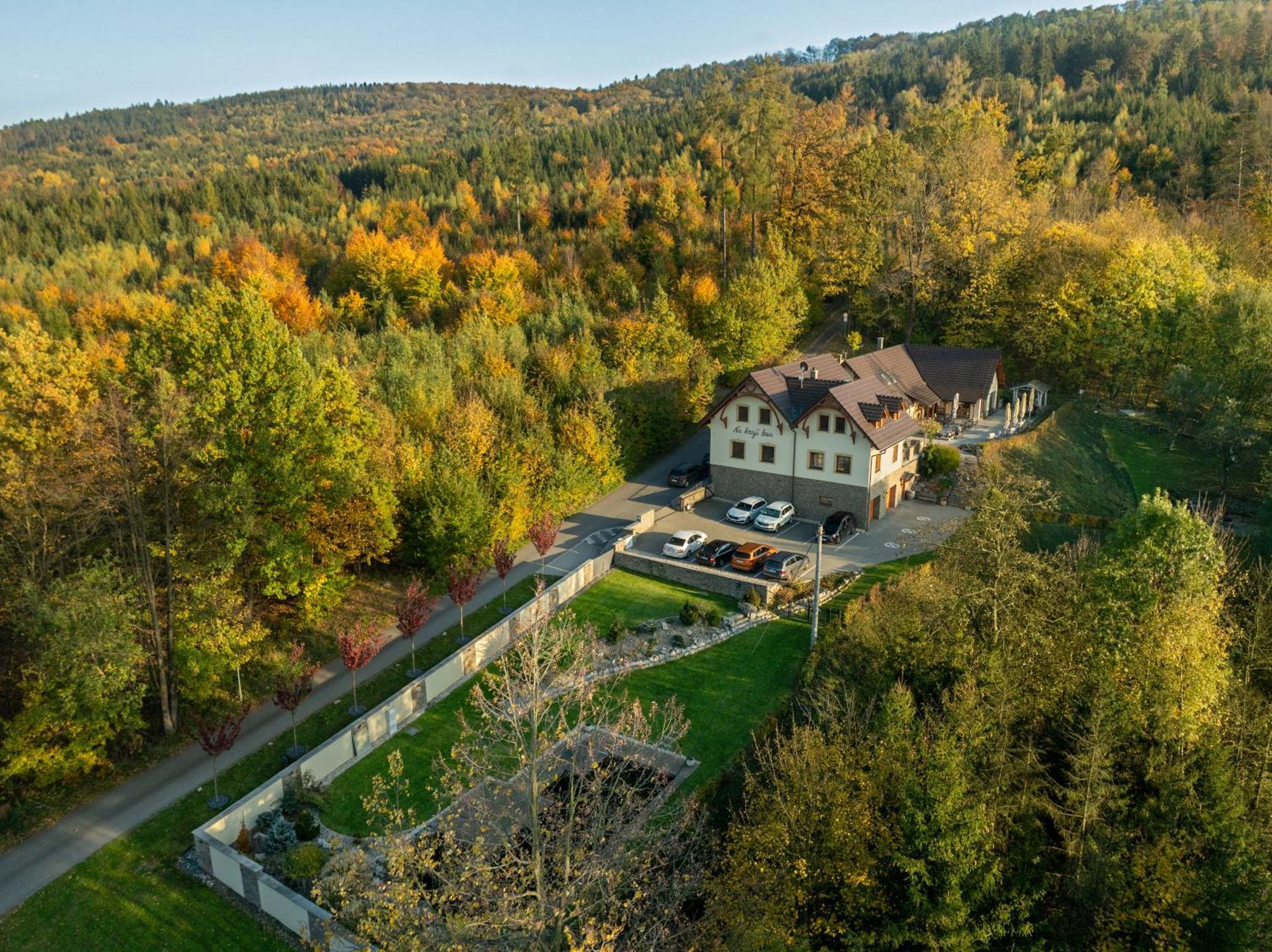 Penzion Na Kraji Lesa Valasske Mezirici Exterior photo